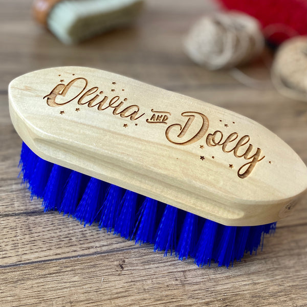 PERSONALISED NAMES AND STARS DANDY BRUSH